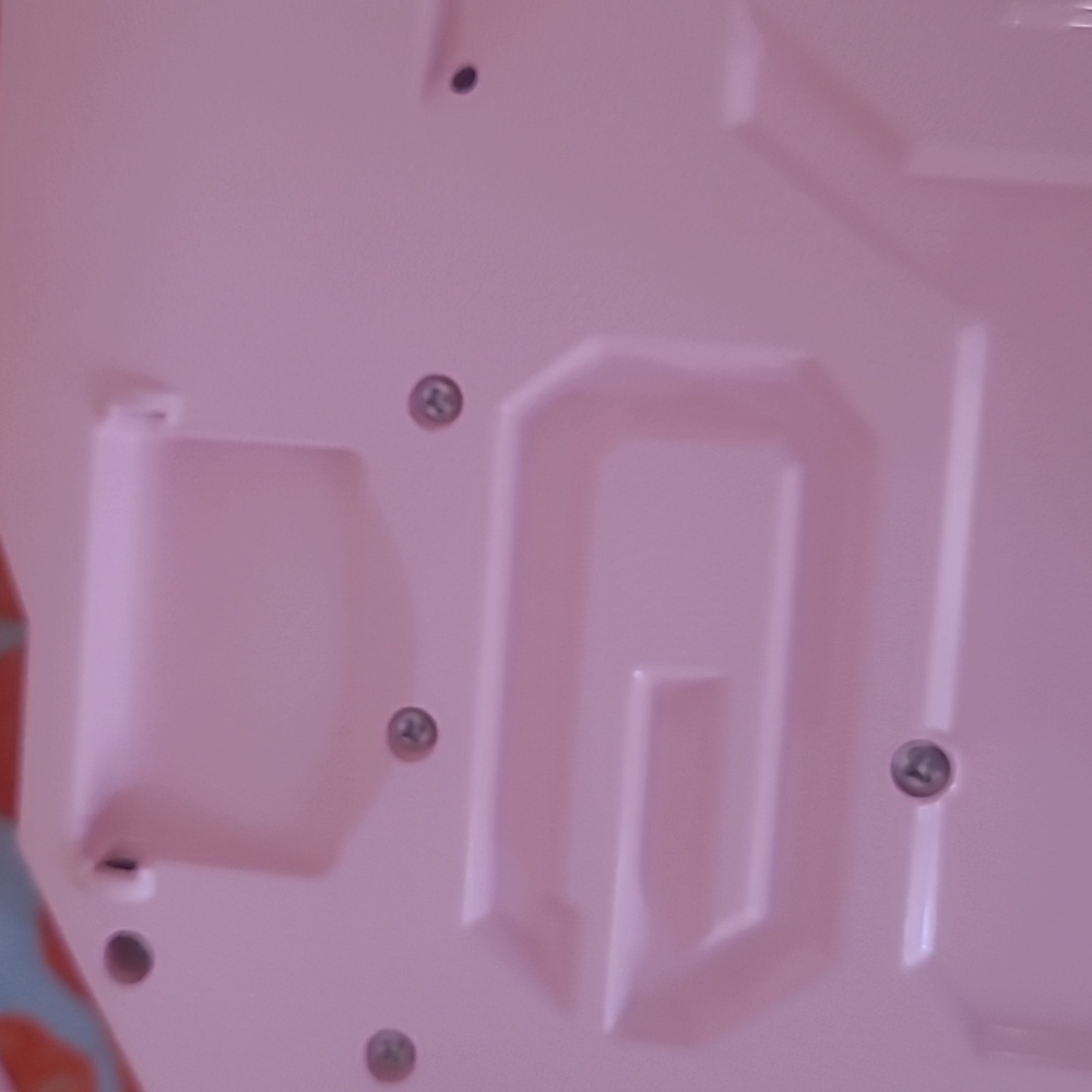 Pink Gaming Keyboard - Picture 6 of 7